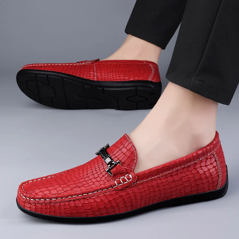 Summer Genuine Leather Men Loafers Breathable Flats Men\'s Casual Shoes Moccasins Man Lightweight Driving Shoes Red Wedding Shoes