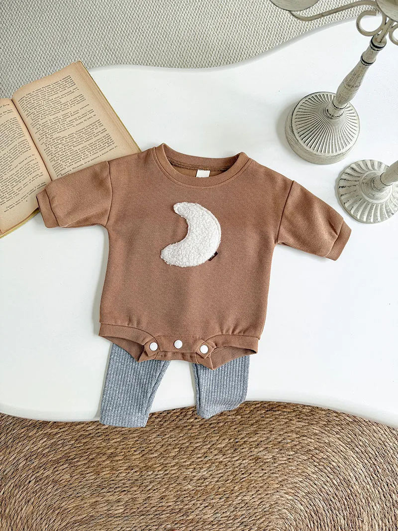 

Новый осенний комплект детской одежды, милый свободный комбинезон для девочек с лунным коричневым принтом + серые леггинсы, корейская детская одежда, 2 шт., От 0 до 12 месяцев