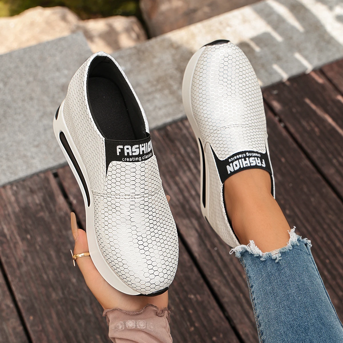 Damen-Sneaker mit verstecktem Absatz zur Erhöhung der Körpergröße, atmungsaktives Mesh, Slip-On-Plattform, lässige Alltagsschuhe zum Gehen. – Detail 12