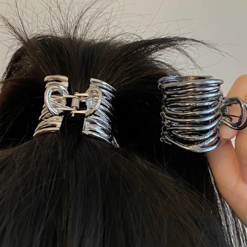 New High Ponytail Clip for Women Fashion Metal Hair Claw Girls Clamps Fixed Hairpin Claw Clip Hair Accessories Headwear Gift