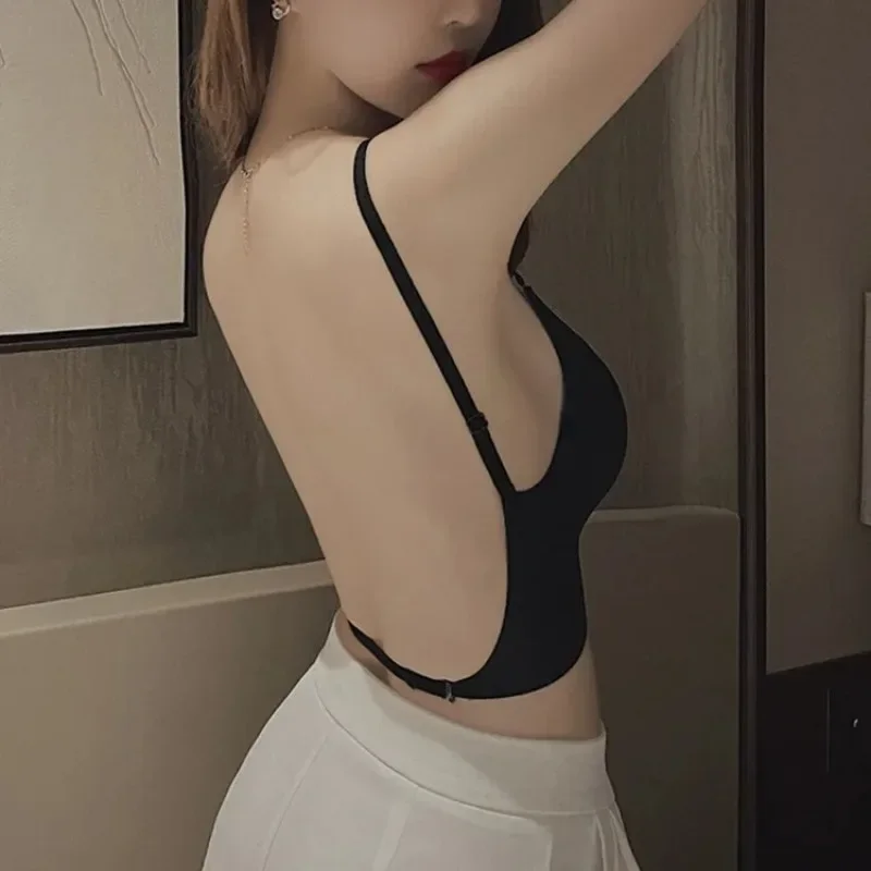 Ropa interior Sexy grande sin espalda en forma de U, parte de atrás bonita, sección delgada para mujer, sujetador sin tirantes recogido en el pecho pequeño sin costuras