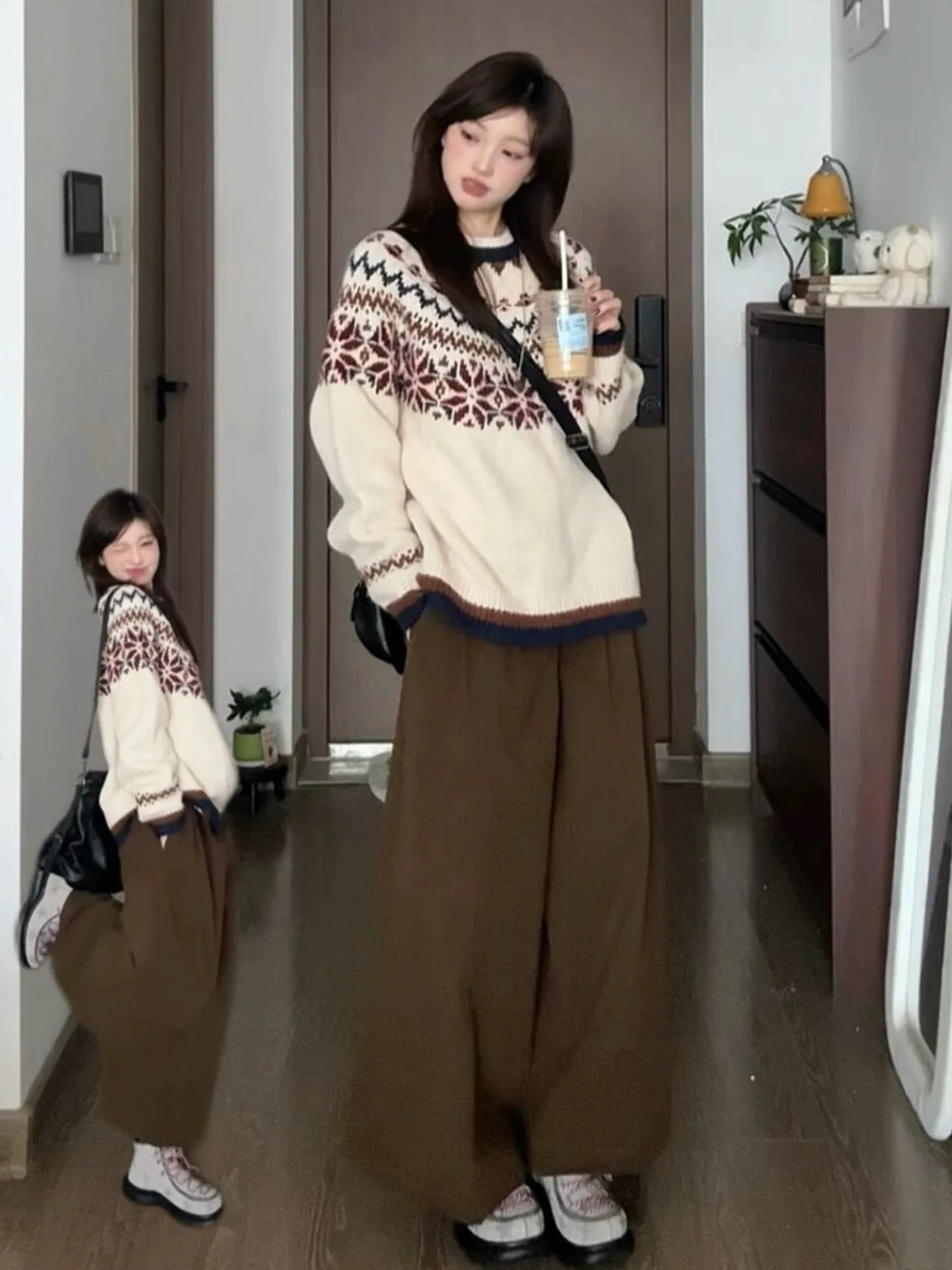 เสื้อสเวตเตอร์ถักไหมพรมสำหรับผู้หญิง ฤดูใบไม้ร่วง ฤดูหนาว ทรงหลวม แขนยาว สวมใส่สบาย เนื้อผ้านุ่ม เหมาะสำหรับใส่ไปทำงาน คอกลม สีพื้น เรียบง่าย สไตล์ลำลอง