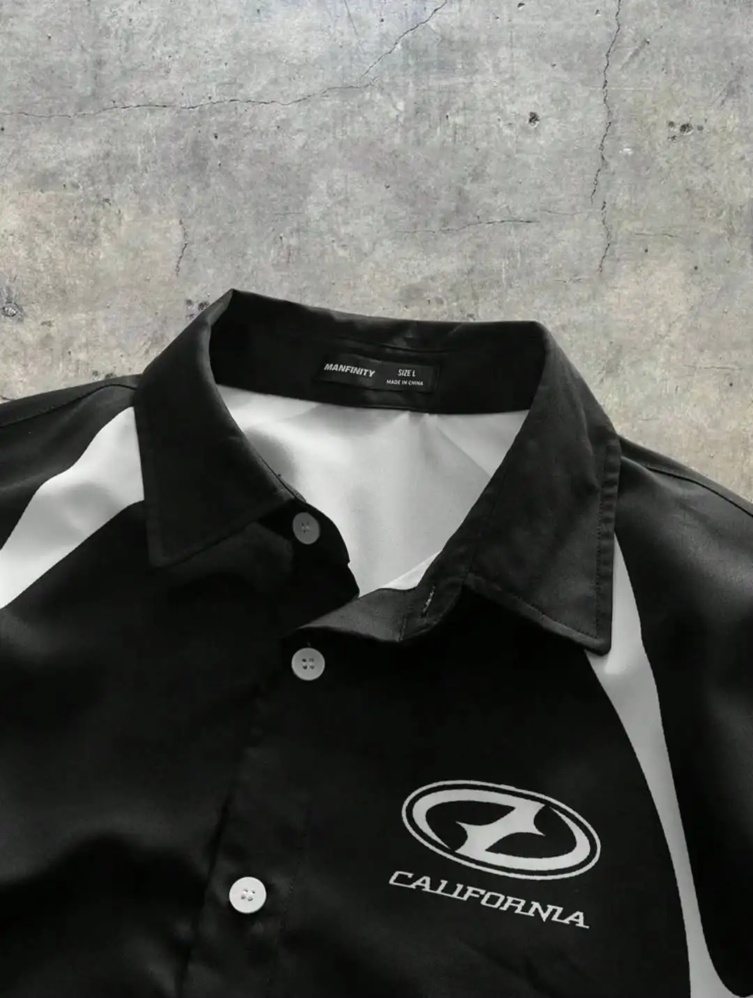 

Y2K Trendy Oversized V-neck Shirt for Men Fashionable and Cool Jersey Street Wear Retro Fashion Hip-hop Casual Sports Shirt Vest