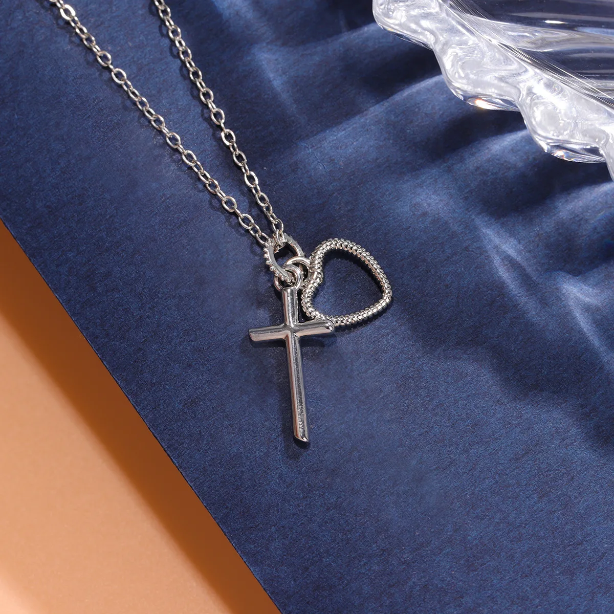 Neue Vintage Love Cross 925 Sterling Silber Schmuck Schlüsselbeinkette Personalisierte Halsketten XL151