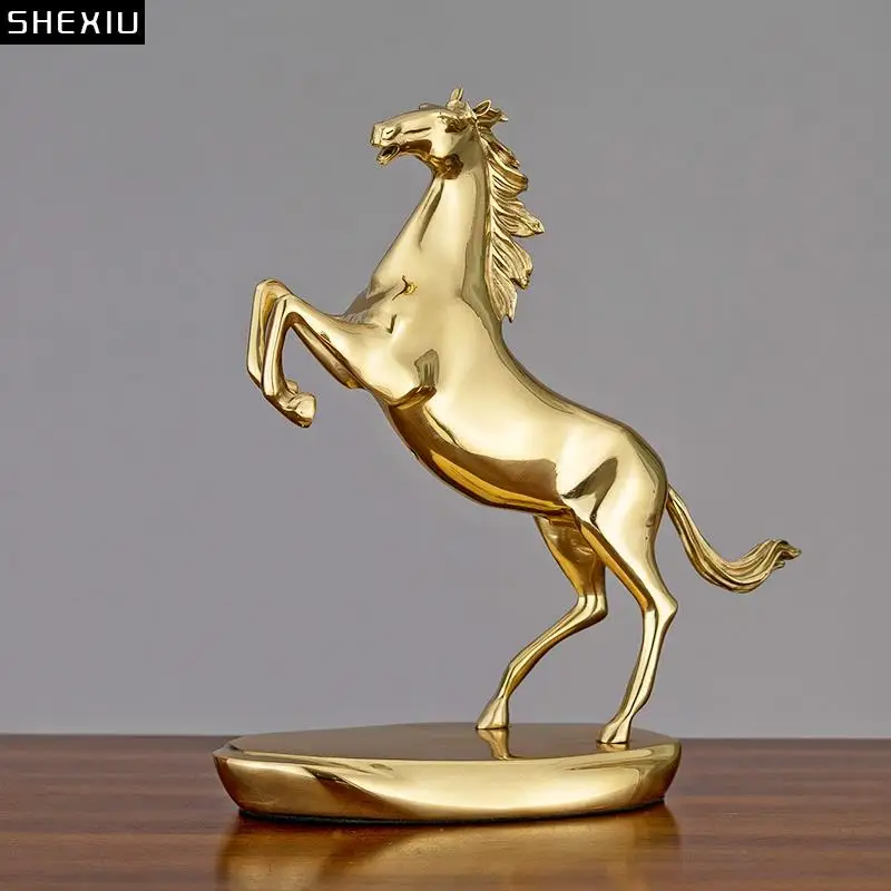 

Creative Plated Golden Copper Horse Sculpture Bookcase Desktop Ornaments Simulation Metal Animal Statue Figurine Gift Home Decor