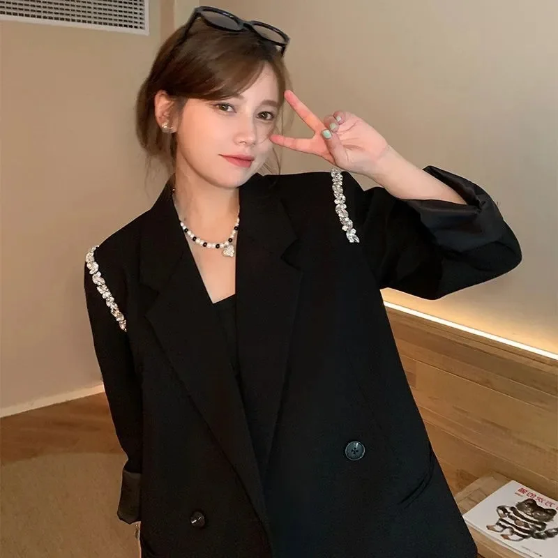 Spring 2023 New Korean Shoulder Stud Beading Niche Design Loose Casual Age Reducing One Bbutton Blazer Women