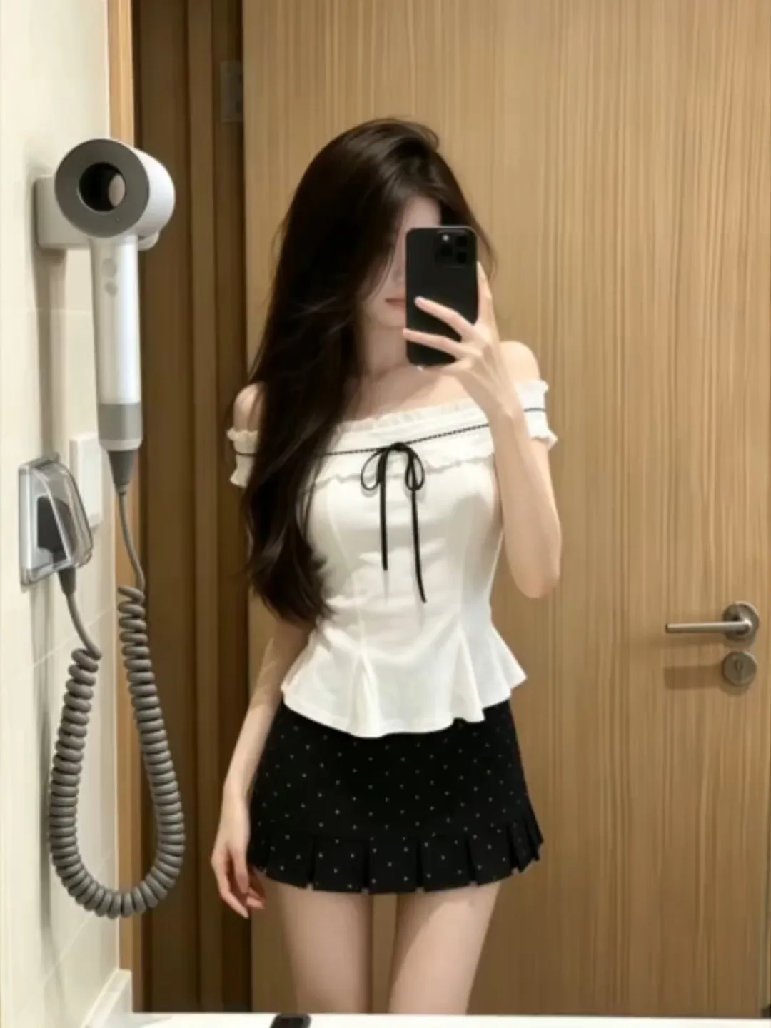 

Korean Sweet Style One-Shoulder Knot Top Polka Dot Half-Skirt Two-Piece Set Women Summer Slimming Fashion Set