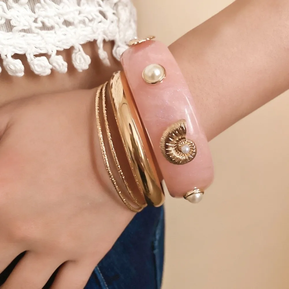 4Pcs Conch Shell Pearl Resin Starfish Bracelets Set Handicraft Bangle on Hand Starfish Bangle Kit 4PCS Ethnic