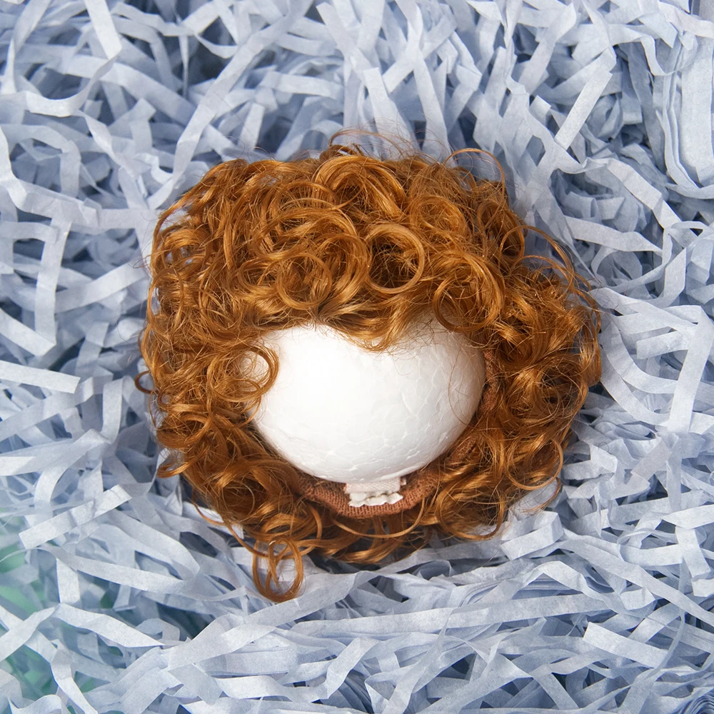 愛らしい人形ウィッグゴールデンブラウンブラックショートヘアかわいいボボスタイル ob11、1/8 BJD 人形カール人形アクセサリー