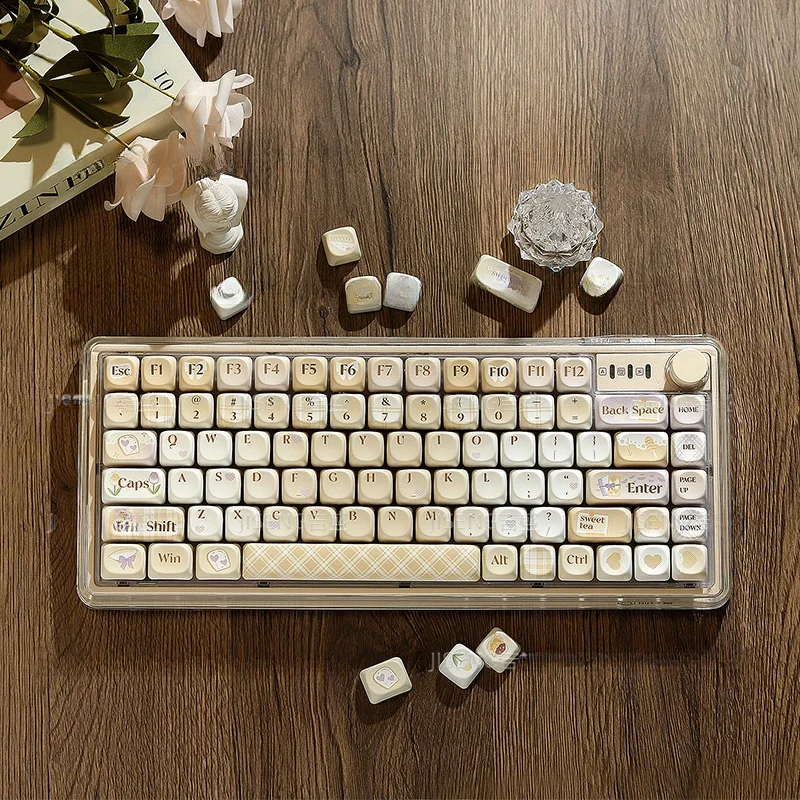 MOA highly warm tea Xi language keycap milk yellow split space pbt material
