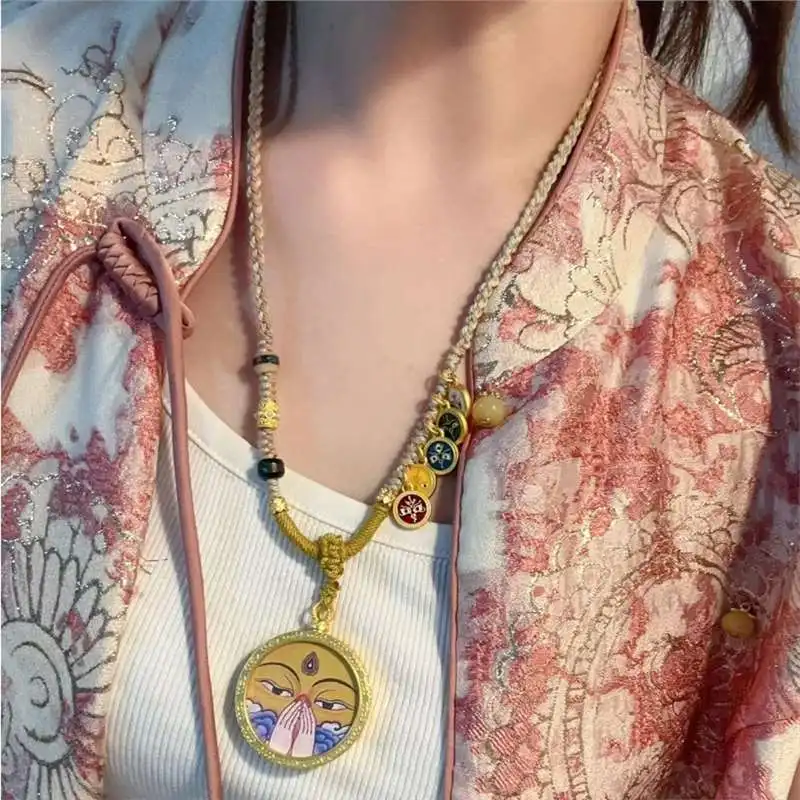

Yellow God Of Wealth French Eye Thangka Sweater Chain With Fine Braided Rope Ox Bone Accessories Rosary Necklace T585