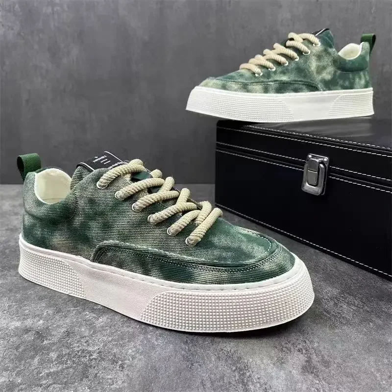 

Мужские модные и модные парусиновые туфли с удобной нескользящей, износостойкой и дышащей подкладкой.