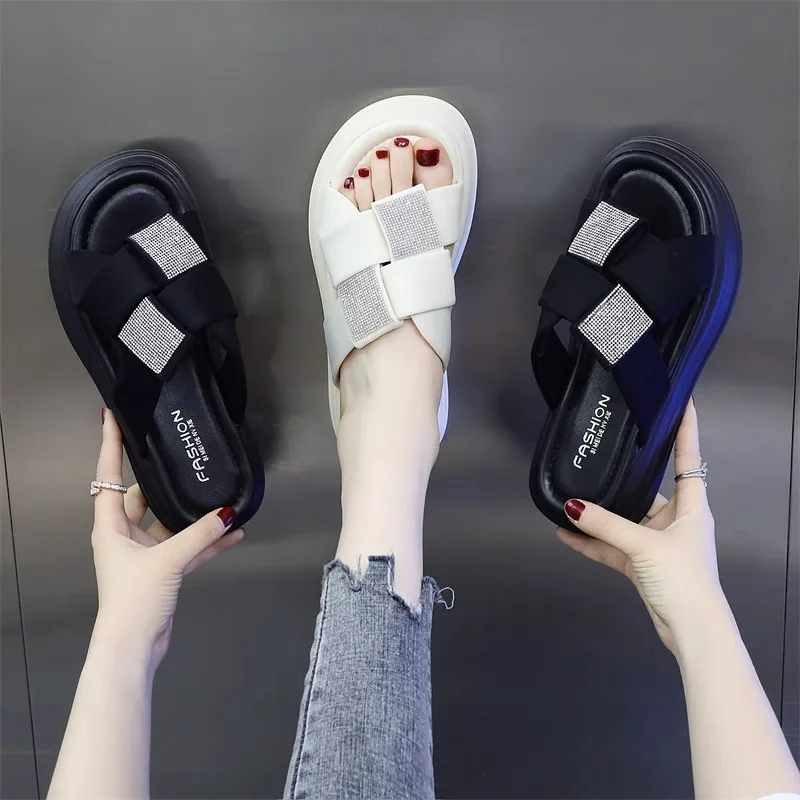 House Slippers Platform Female Shoes Slides Lady Summer Clogs Woman Med 2023 Flat Rubber Girl Beach Bonded Leather PU Shoes Summ