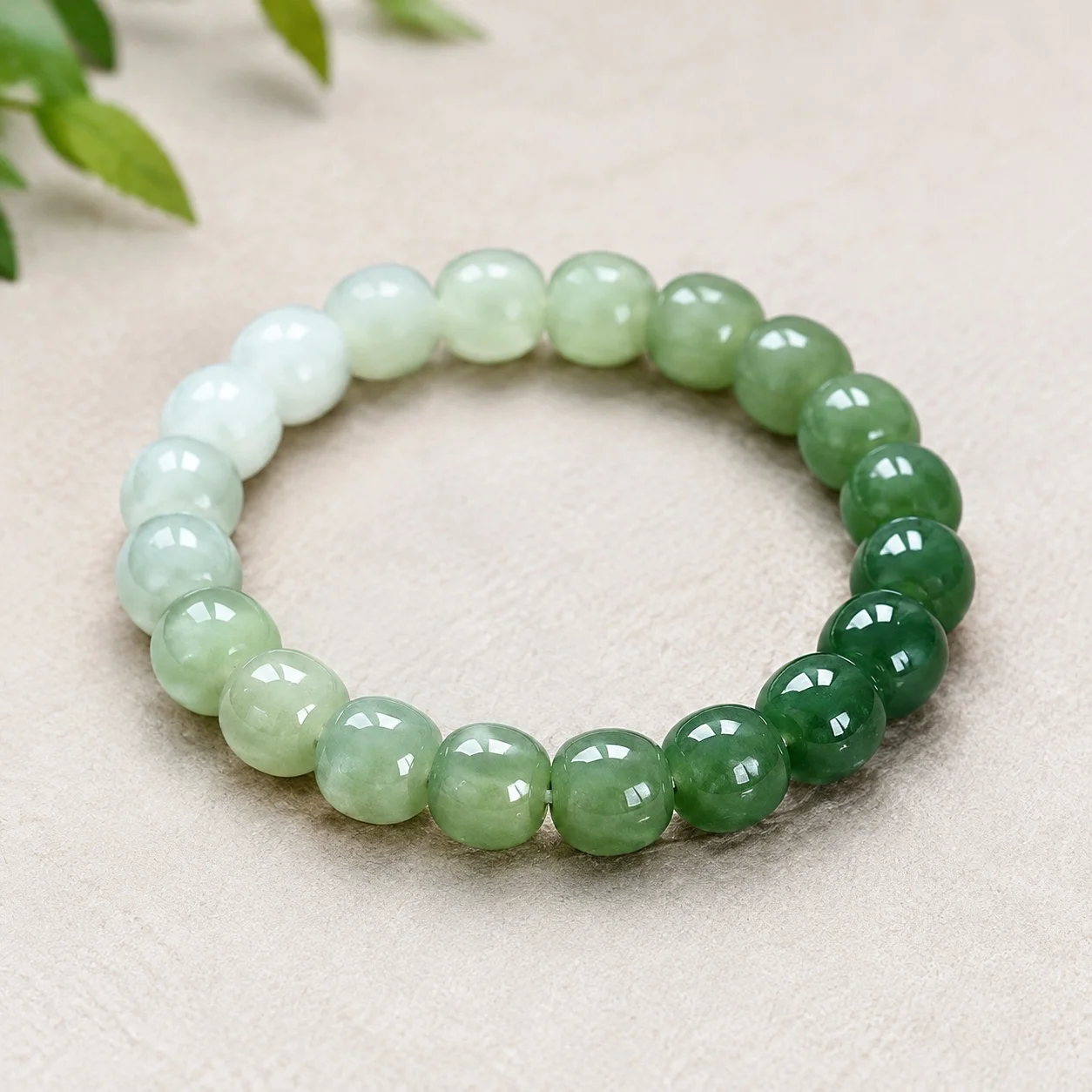 Women's Jade Graduated Color Simple Design Old-Style Bead Bracelet 9x10mm Gift for Mom Business Gift Anniversary Celebration