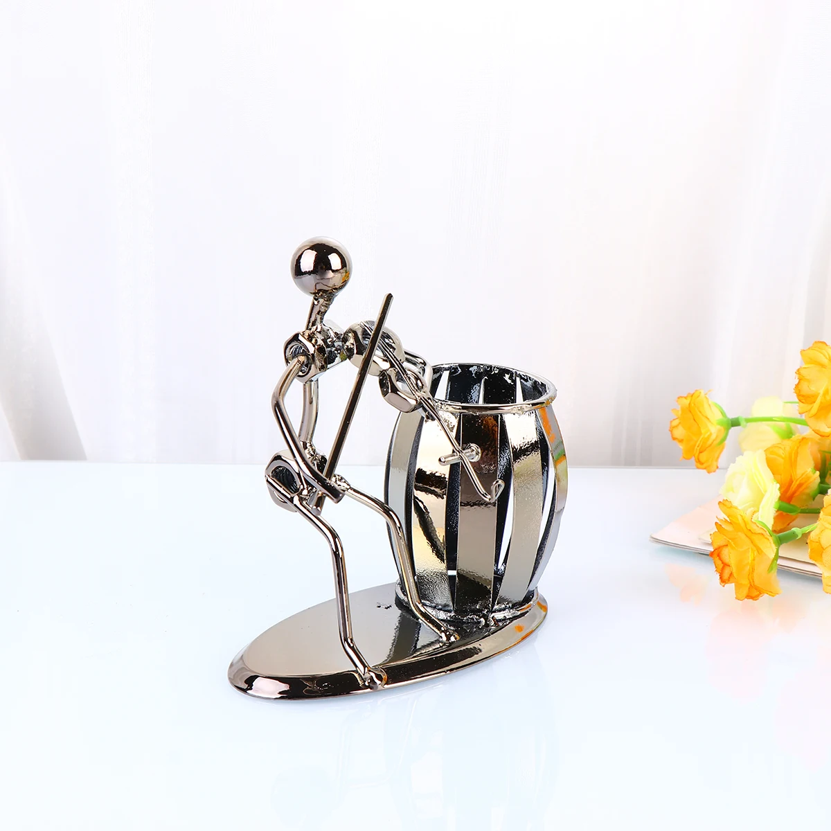 

Stylish Violin Shaped Pencil Holder Metal Desk Organizer for Office Home Storage Decoration Craft Item Pencil Container