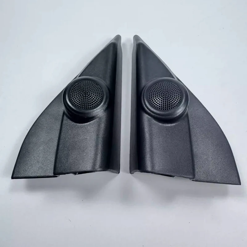 

For Toyota Hilux REVO 2016-2025 door horn cover door horn cover door triangle panel