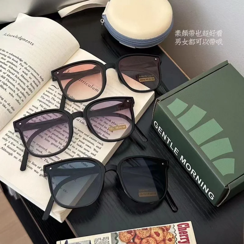 Men's Sunglasses2024New Folding Sunglasses for Women insInternet Celebrity Same High-Grade UV Protection Fashion Sunglasses Men