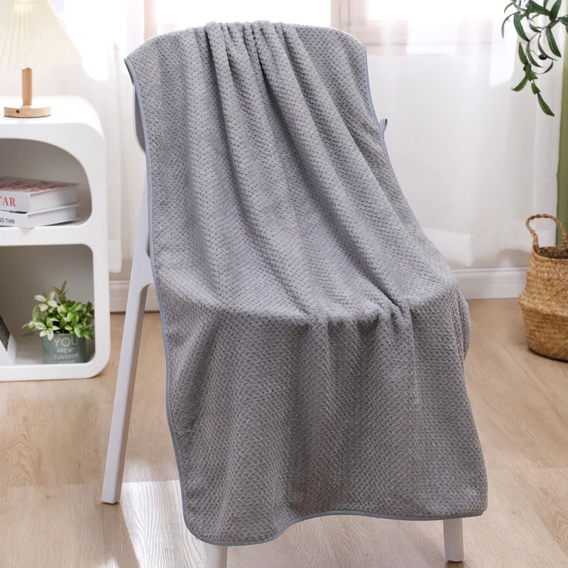 순수 폴리에스터 워프 니트 코랄 벨벳 파인애플 플래드 타월 대형 바스타월 부드럽고 흡수력 좋은 보풀 없는 자수 바스타월