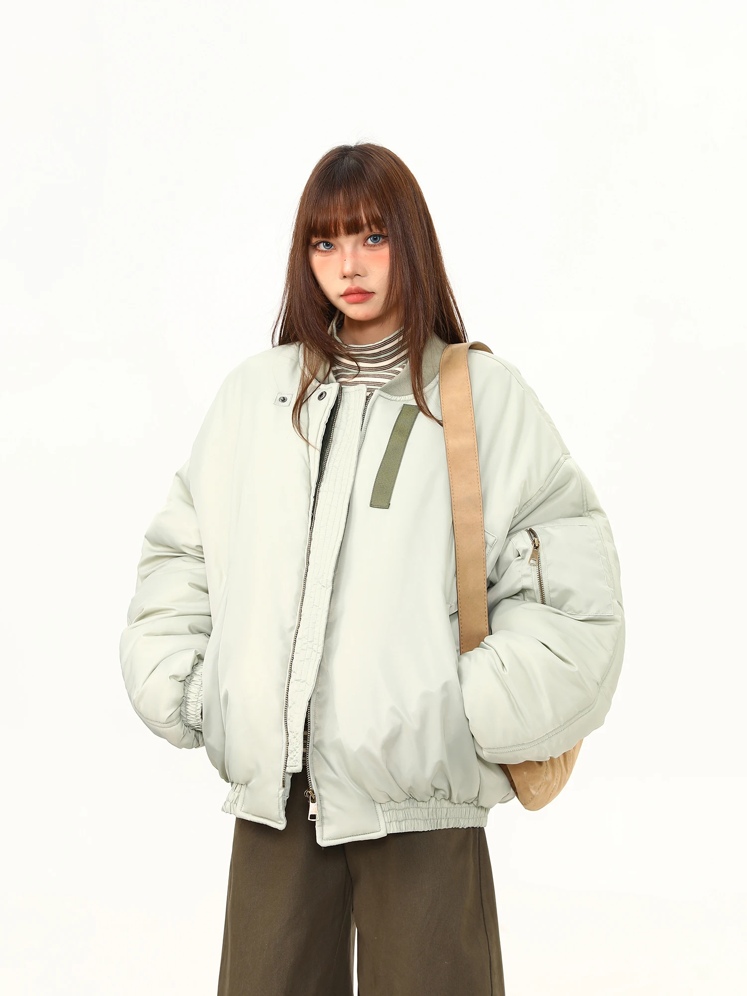 

Женская зимняя теплая куртка-бомбер из утолщенного хлопка в американском уличном стиле, свободного кроя, модная, универсальная