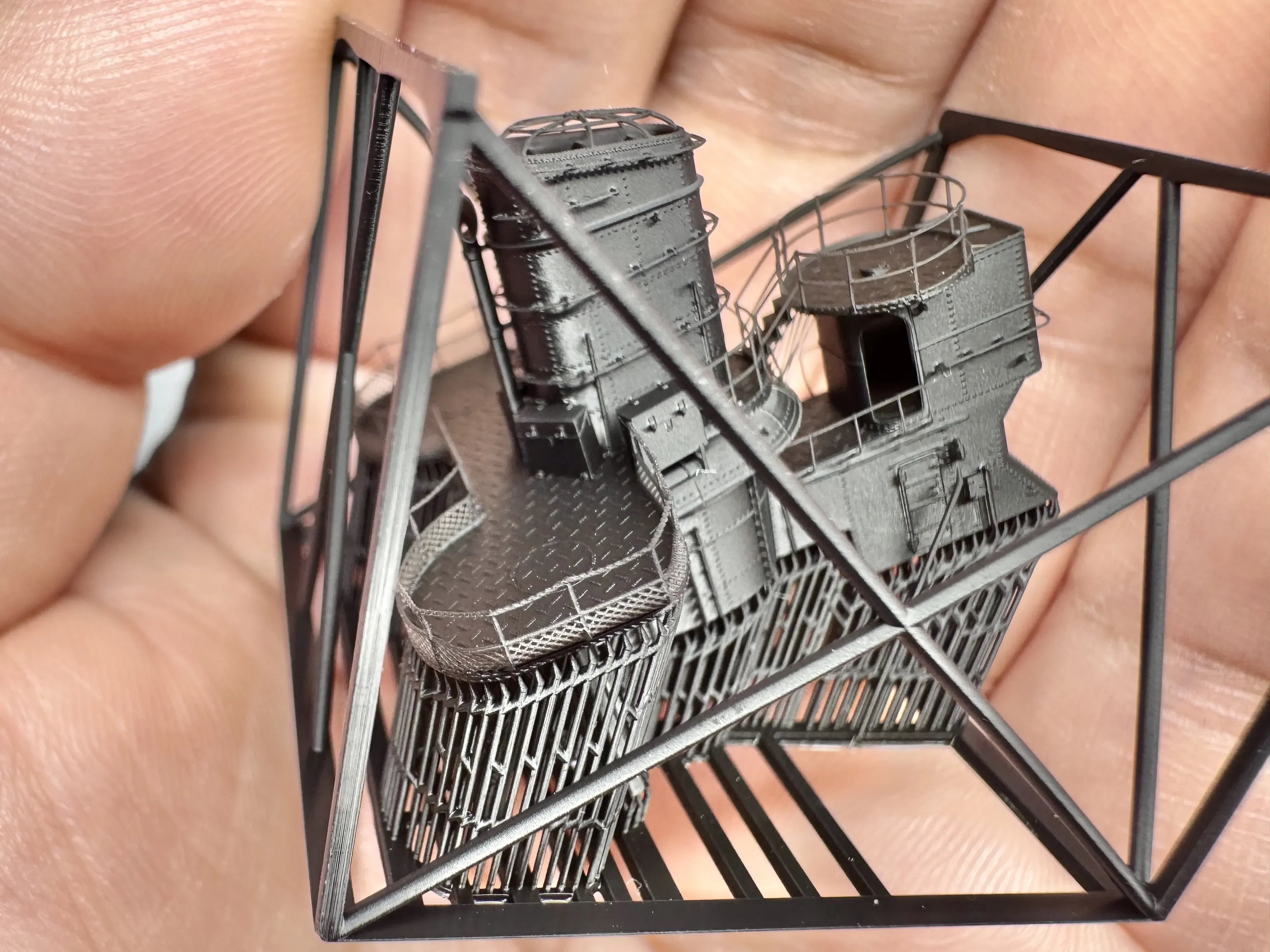 MUYI MODEL R350123 1/350 IJN YUKIKAZE/KAGERO READ CHIMNEY (1940) (FORTAMIYA) Super detailed 3D-print