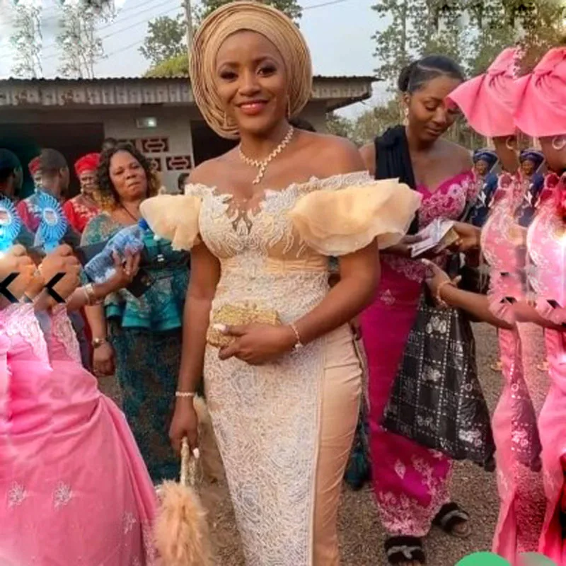 Afrikaanse Vrouwen Mermaid Prom Jurk Uit De Schouder Kralen Parels Tiered Kant En Satijn Robe De Soiree Aso Ebi Avond jurk