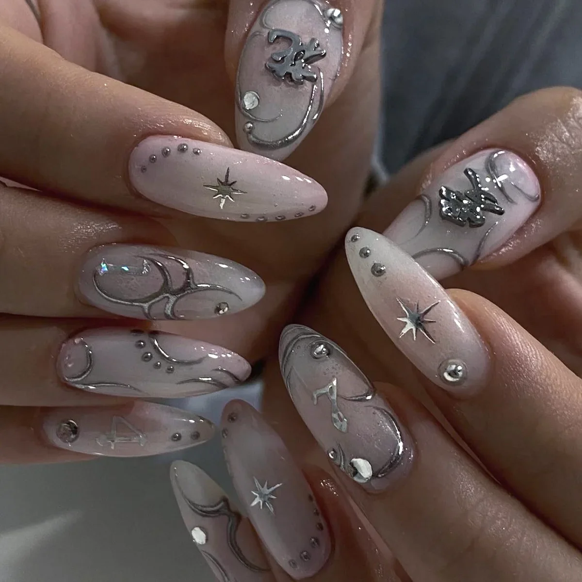 24pcs Sweet Cool Colorful French Almond False Nails with 3D Line Design Pearl Fake Nails Full Cover Wearable Manicure Nail Tips