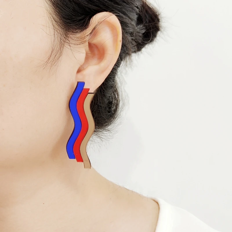 KUGUYS Multicolour Curved Stud Earrings For Women Girls Mirror Glitter Acrylic Splice Plate Trendy Jewelry Fashion Accessories