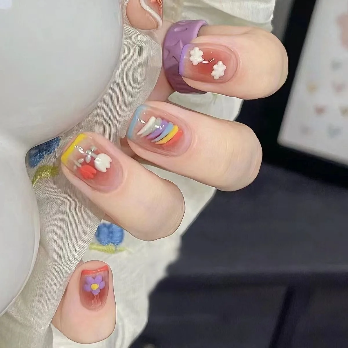 Rainbow tulip gentle hand-painted manicure wear-resistant nails/cute flower manicure/Y2K summer fake nails