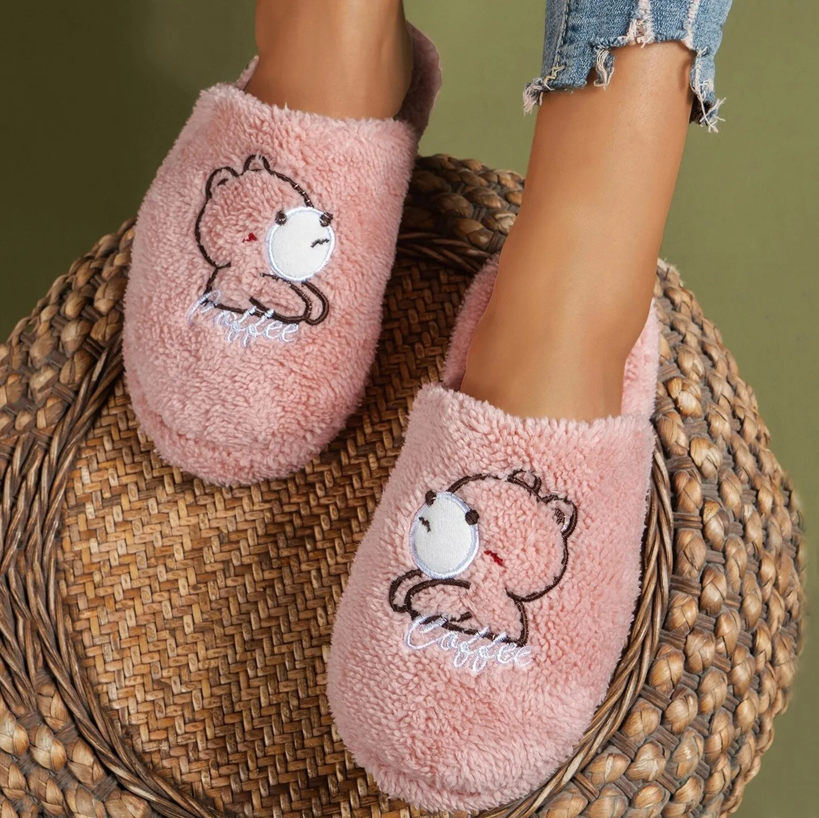 

Slippers For Women Indoor And Outdoor Cartoon Embroidered Bedroom Slippers Cotton Slippers Home Slippers Casual Shoes For Women