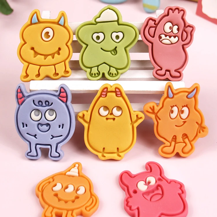 

8Pcs/set Cute Monster Cookies Cutters Embossing Baby Birthday Cake Decorating Tool Cute Animal Fondant Biscuit Mold Baking Tools