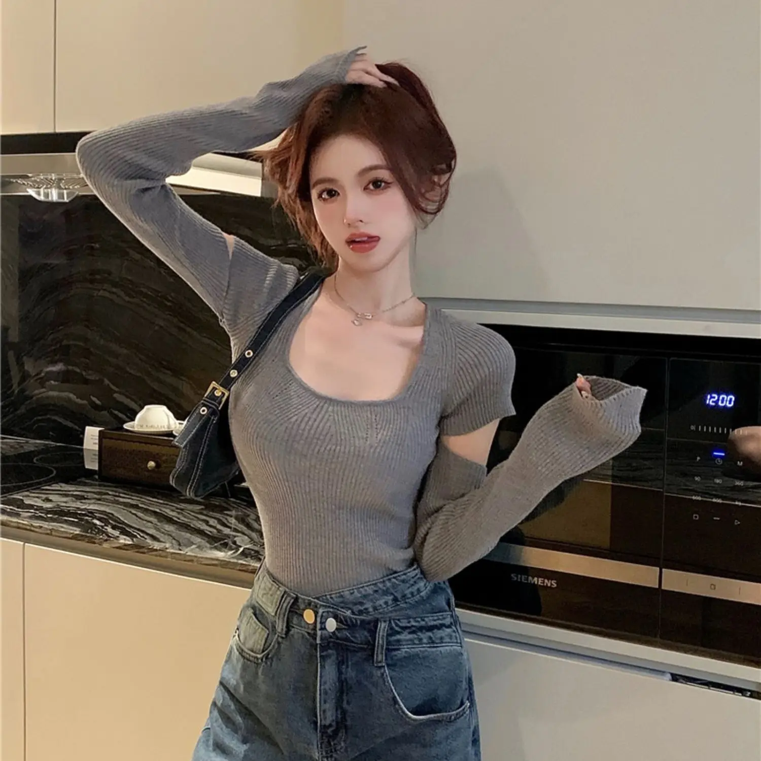 Broken Sleeve Design Niche Top Women's Inner Layer Knitted Base Sweet and Cool Short Sweater Ins Trend