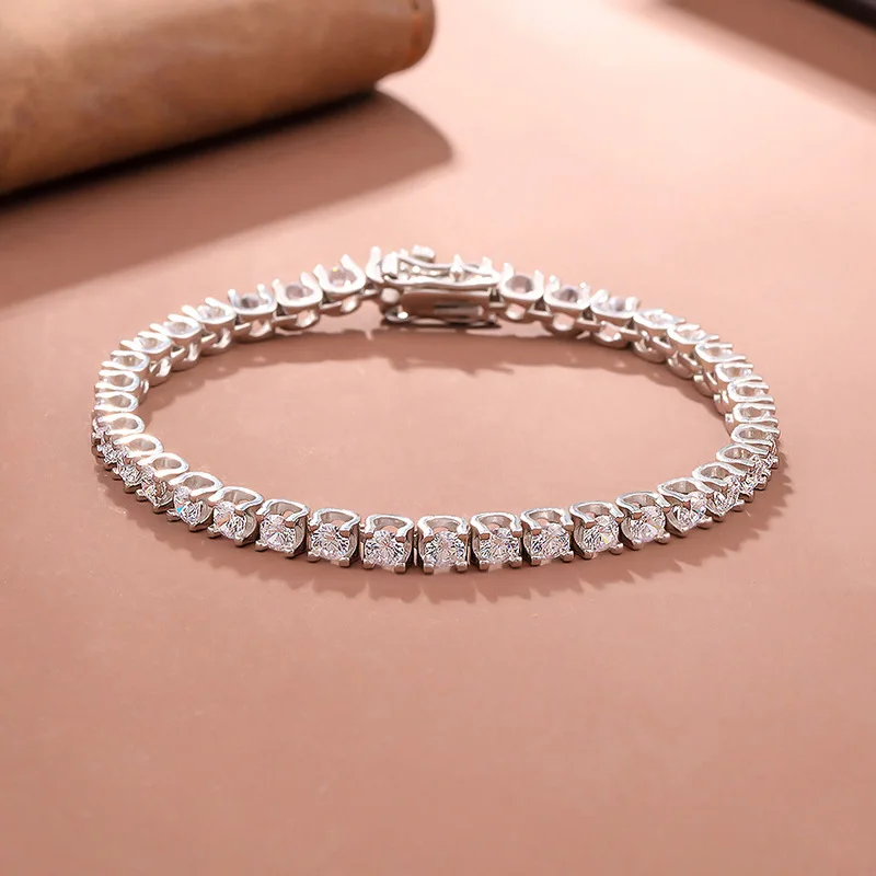 

Mylux Jewelry Luxury Solid Platinum PT950 Ox Horn Each 0.2 karat Moissanite Diamond Bracelet Women's Full Diamond Bracelet