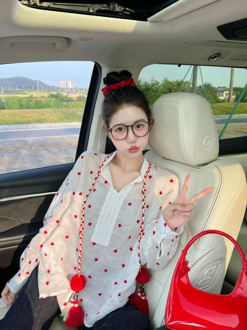 Słodka Dziewczyna Białe Serce Grochy Frędzle Tkana Lniana Damska Letnia Bluzka z Dekoltem w Serek Oddychająca Ochrona UV Długi Rękaw Koreański Styl