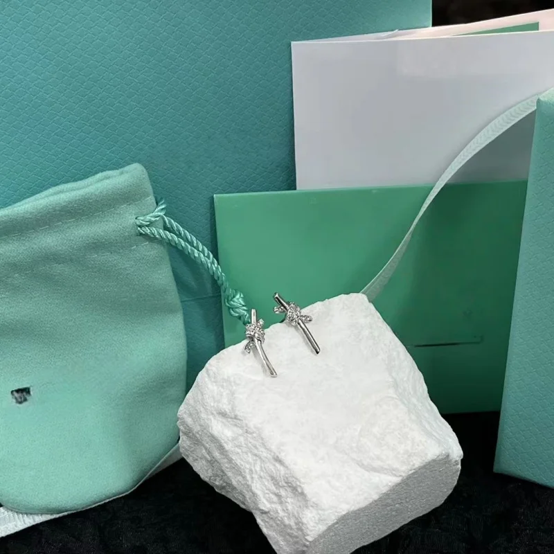 

Silver Earrings 5A Zircon for Women Good Quality Wedding Engagement Jewelry Stud Earrings Party Gifts