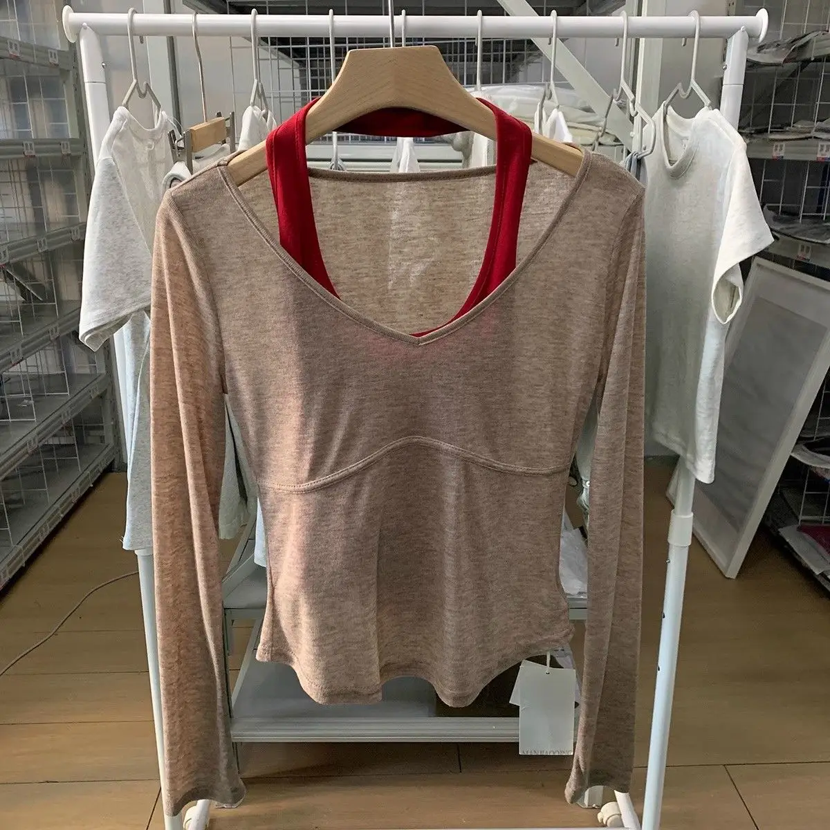 Letni, słodki koreański zestaw dwuczęściowy: damskie bluzki z długim rękawem, prześwitujące topy + elastyczna kamizelka, ochrona przeciwsłoneczna, dopasowany krój, zestaw casualowy.