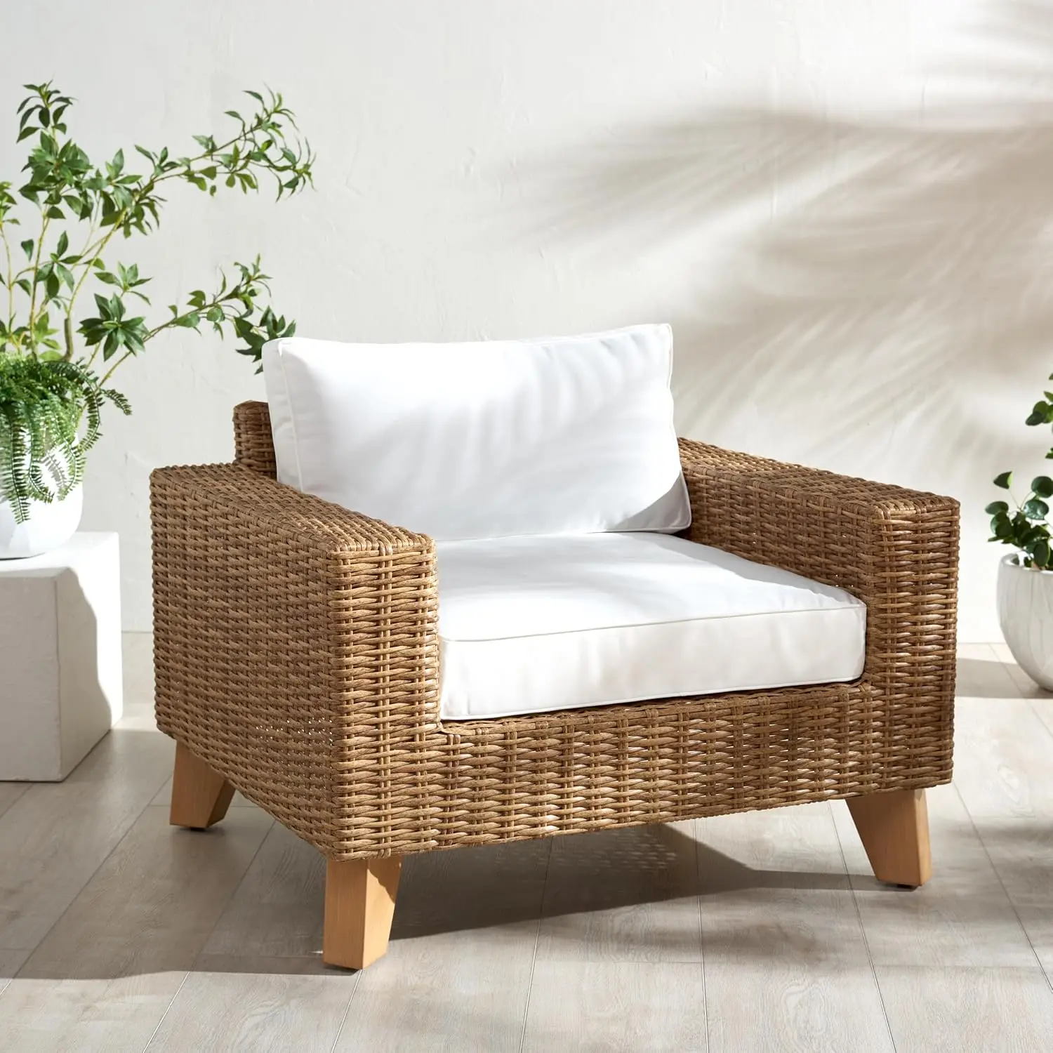 Outdoor Wicker Chaise Lounge Chair Brown White Linen Aluminum Frame Patio Deck Porch 39.4