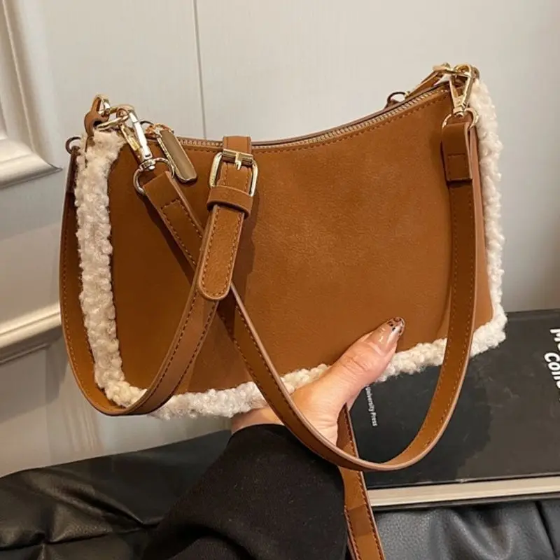 

2025 Matte Retro Women's Autumn and Winter New Fashion Shoulder Underarm Bag Retro Simple Plush Portable Messenger Bag
