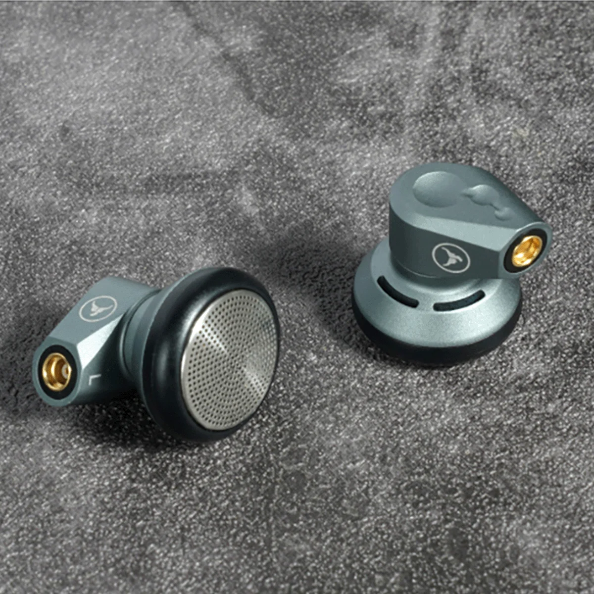 Yincrow Buffalo In-ear Earphone 15.3mm Topclass Dynamic Driver IEM 3.5mm+4.4mm Plug MMCX Connector Music DJ Bass Earbud