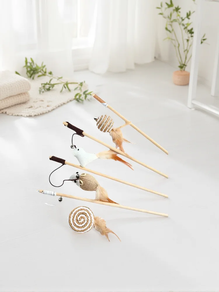 1pc Teaser Feder spielzeug Kätzchen lustige bunte Stange Katze Zauberstab Spielzeug Holz Haustier Katze Spielzeug interaktive Stick Haustier Katze liefert