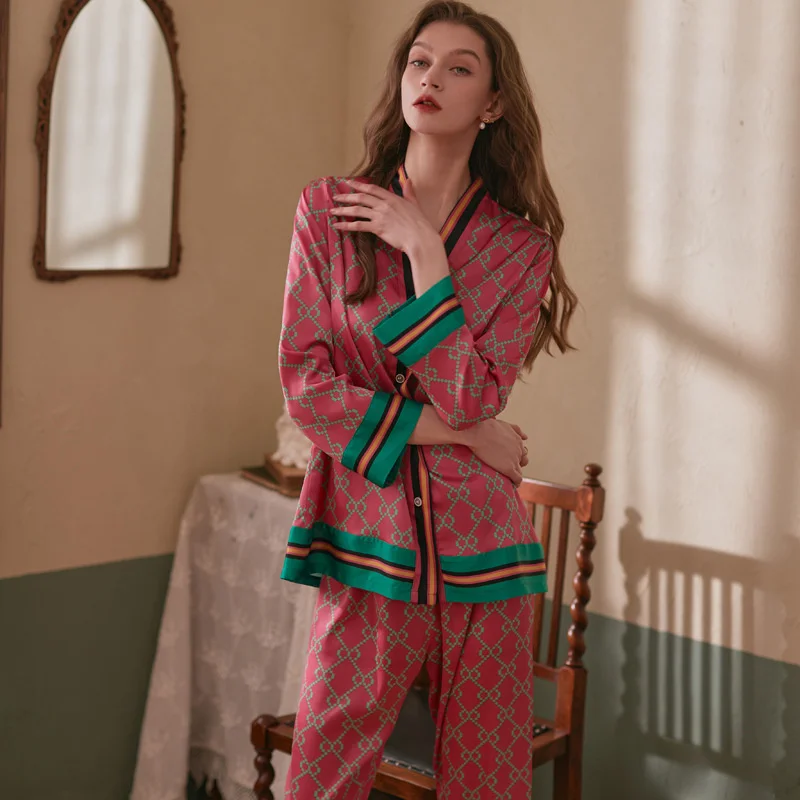 Ensemble de pyjama à manches longues pour femmes, imprimé en soie glacée, mode printemps 2022