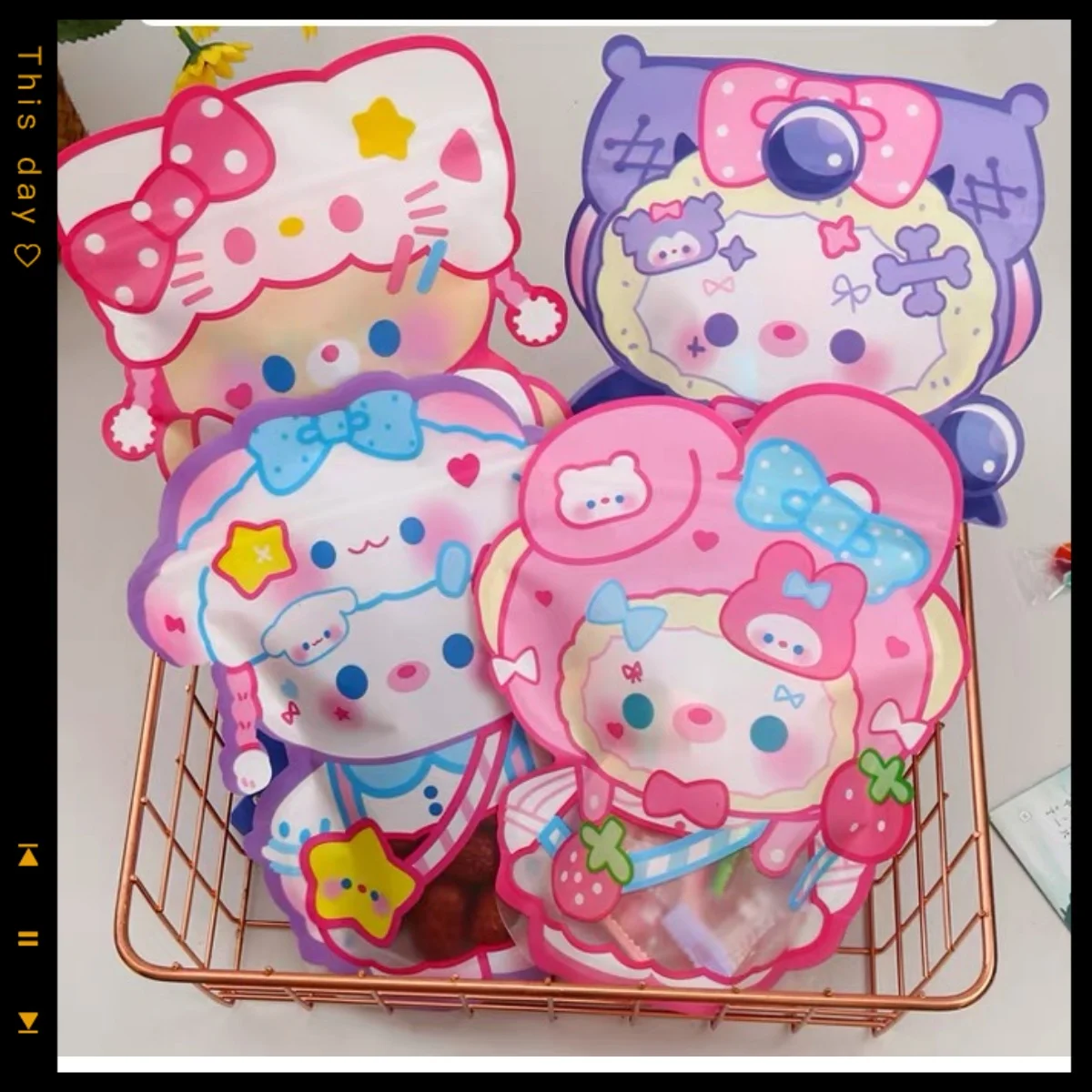 Kawaii hello kitty ziplock saco animação periférica bonito engrossado transparente embalagem de doces selado saco de presente grande size18x12cm
