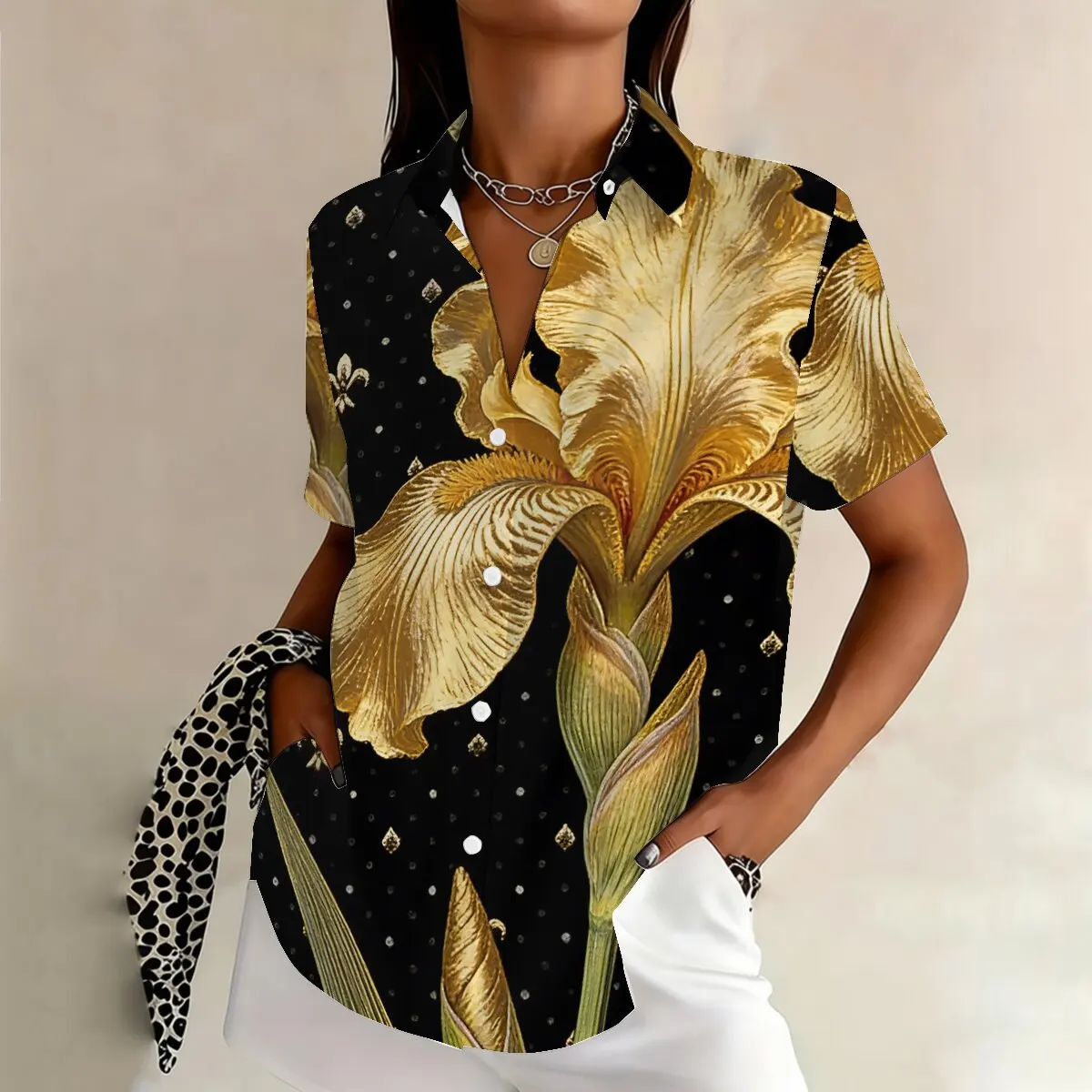 

Простая и стильная женская летняя рубашка с цветочным принтом и короткими рукавами, модный и универсальный повседневный топ.