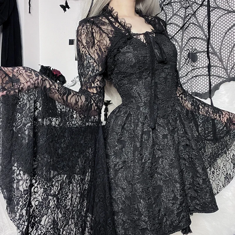 Vintage Gothic Black Lace T-shirt Women Streetwear Flare Sleeve See Through Sexy Smock Top Elegant Aesthetic Cropped TopsXY22128