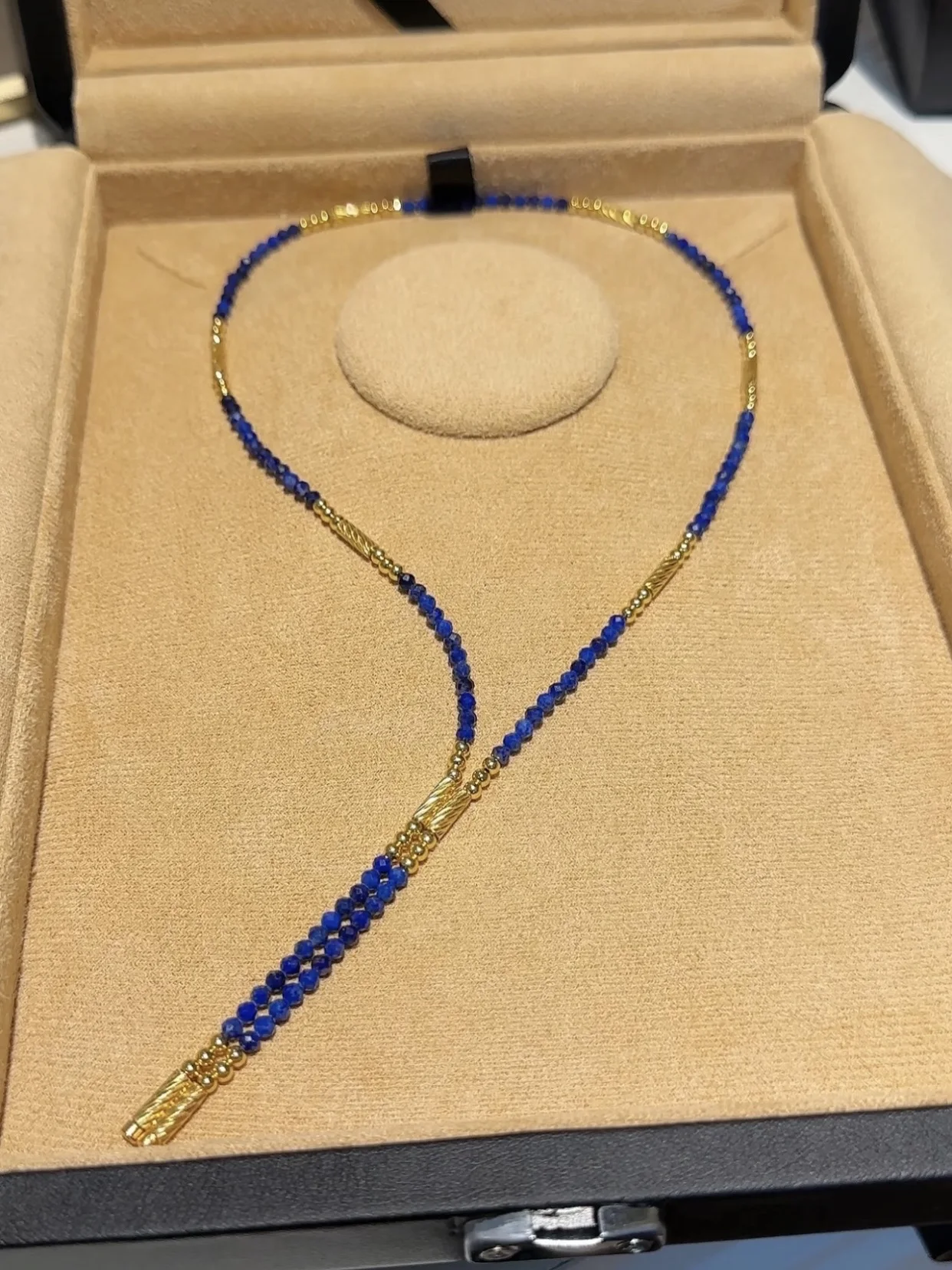 

Unleash Your Inner Royalty with This Lapis Lazuli Magnetic Necklace-Premium Quality.Flawless Details.Zero Cheap Feel