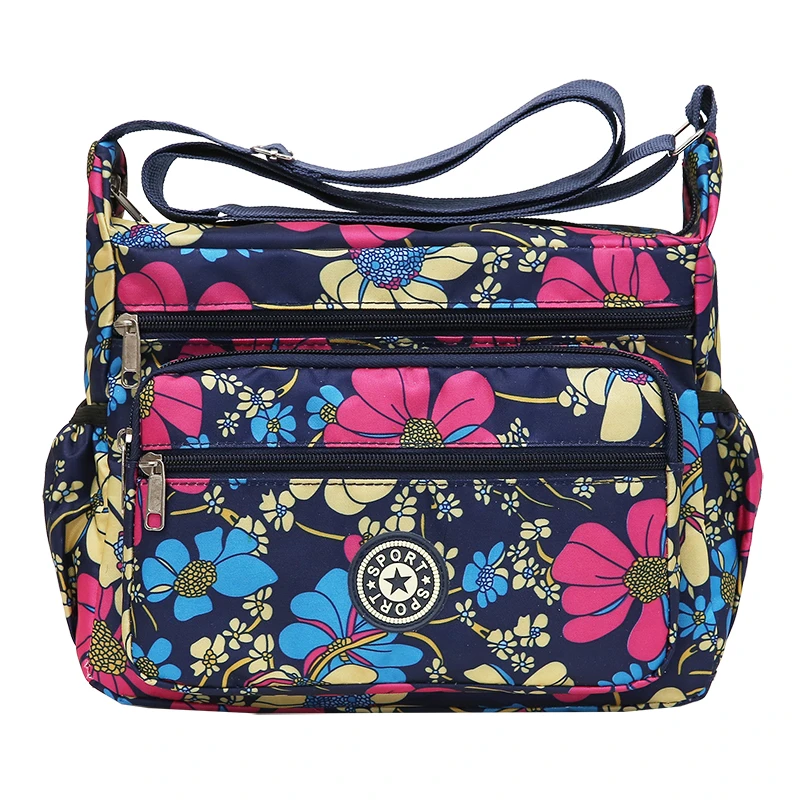 

Large Capacity Floral Nylon Shoulder Bag Lightweight Canvas Crossbody bag Street Trend Zipper Closure Leisure Mom Bag Daily Use