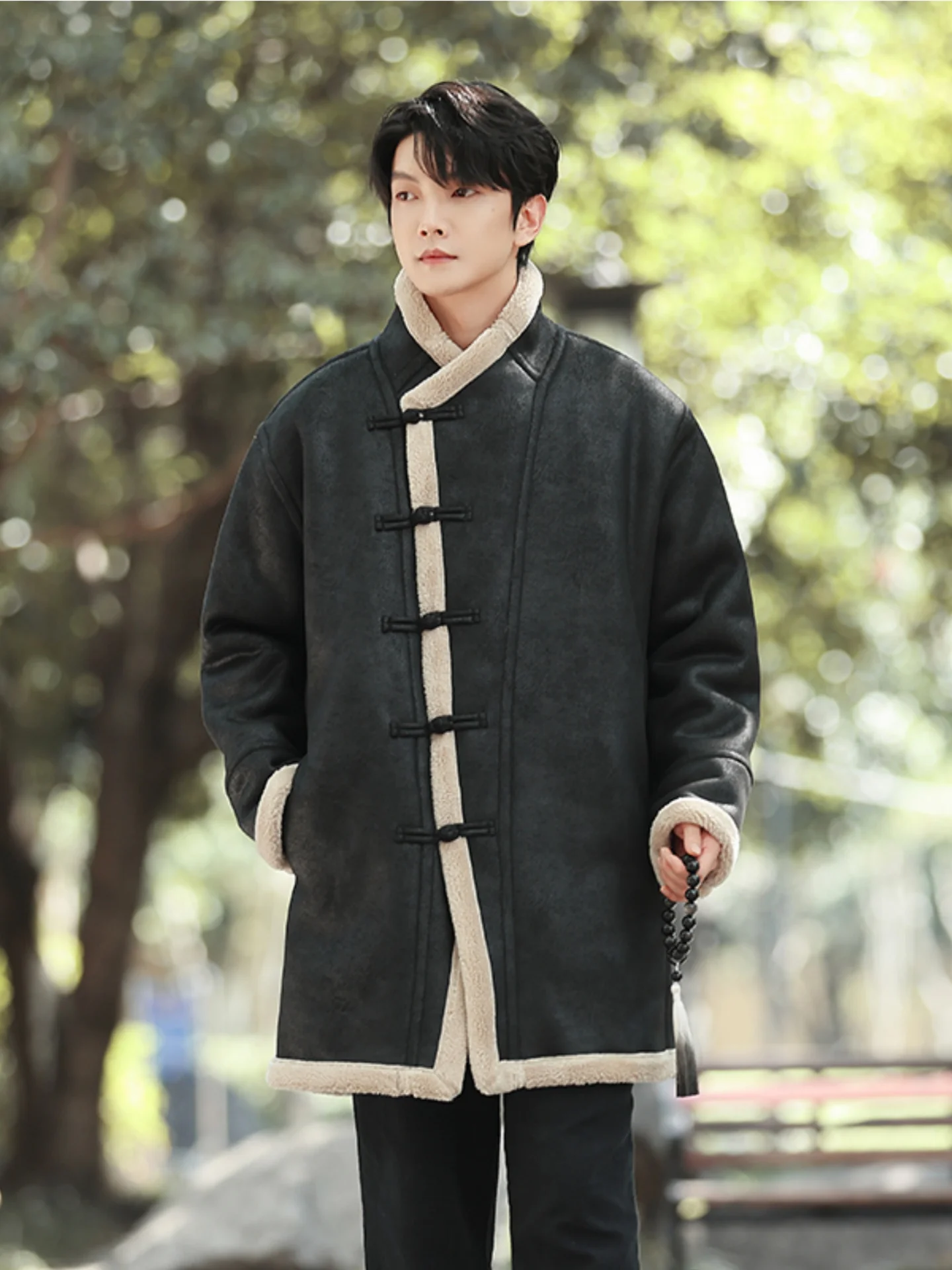 

Мужская зимняя куртка из овечьего вельвета средней длины, хлопковое пальто с кожаными и меховыми вставками, на молнии, в китайском стиле Тан.