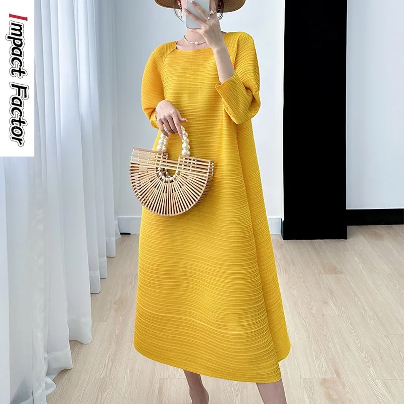 Miyake Women's Square Round Neck Loose and Slim Style Long Dress 2024 Summer New 3 3/4 Sleeve Comfortable and Simple Dress