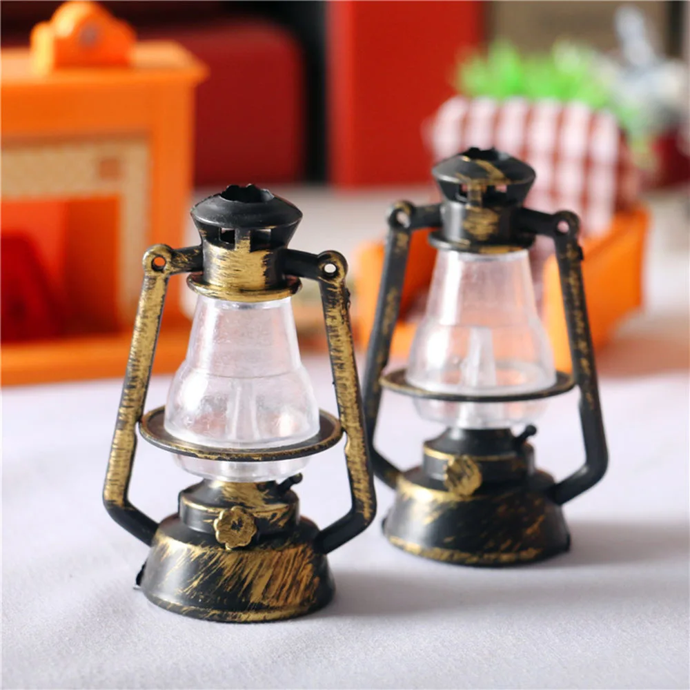 Retro Style Micro Landscape  House Decor Mini  Lantern Scene Ornaments Miniature Oil Lamp Dollhouse Accessories