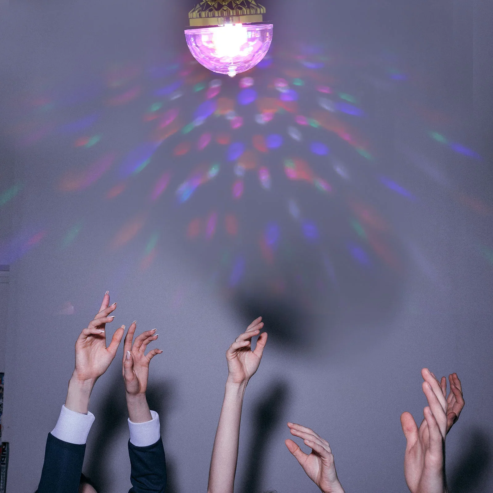 Ampoules Rgb Rondes à Boules Colorées pour ix, 2 Ensembles, Lumières Rotatives, pour Club, Smart Life, Wifi, Convaincu