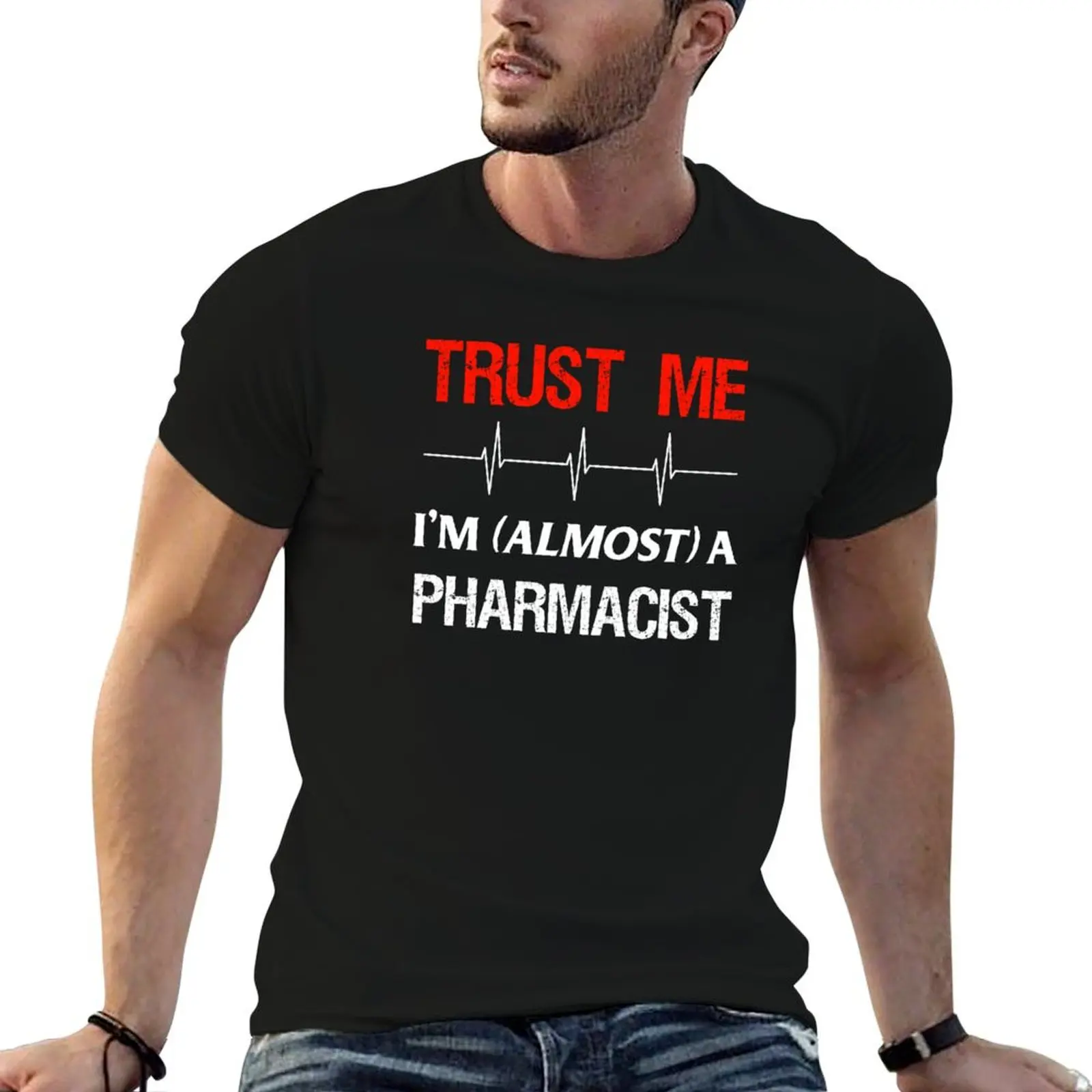 T-shirt décontracté pour étudiant en pharmacie, motif « Presque un pharmacien digne de confiance », cadeau médical pour l'école, coupe ample pour le quotidien